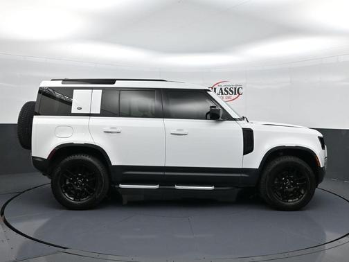 2023 Land Rover Defender 110 S