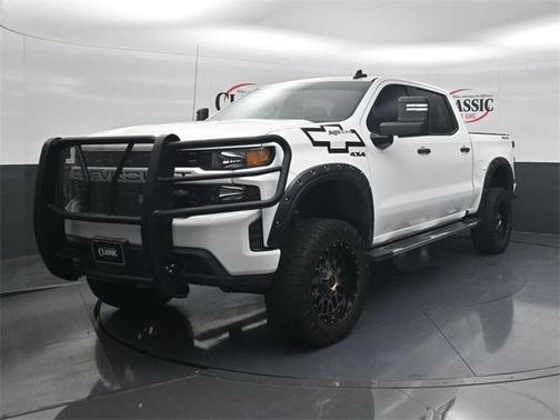 2020 Chevrolet Silverado 1500 Custom