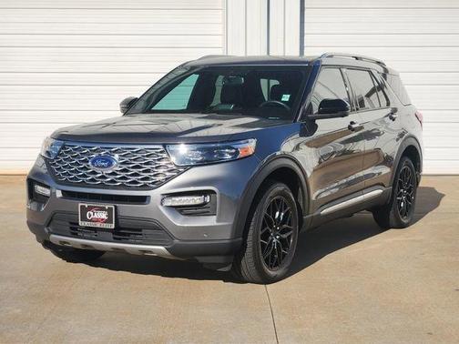 Carbonized Gray Metallic 2023 Ford Explorer Platinum