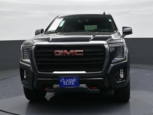 2021 GMC Yukon XL AT4