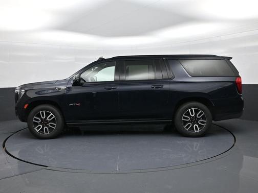 2021 GMC Yukon XL AT4