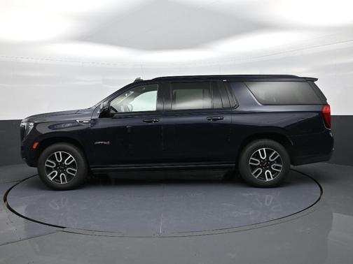 2021 GMC Yukon XL AT4
