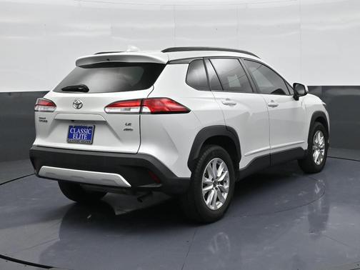 2022 Toyota Corolla Cross LE