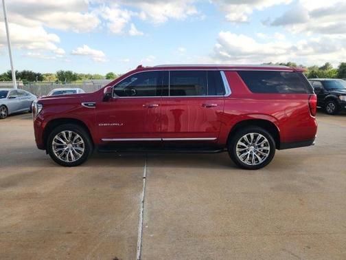 Cayenne Red Tintcoat 2022 GMC Yukon XL Denali