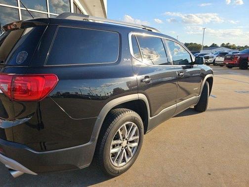 2018 GMC Acadia SLE-2