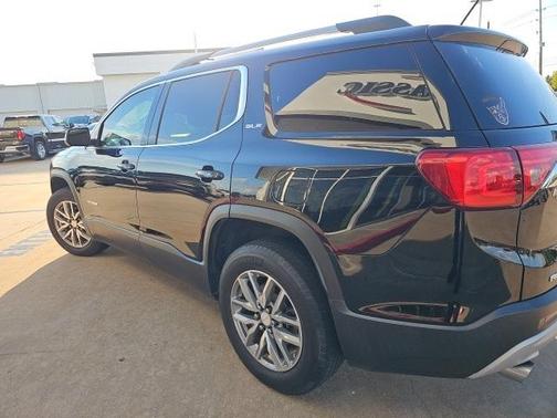2018 GMC Acadia SLE-2