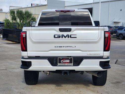 2024 GMC Sierra 2500 Denali Ultimate