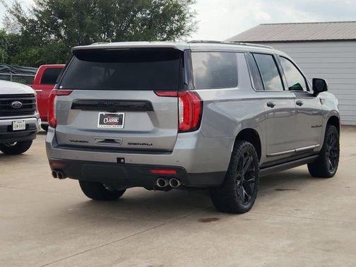 Sterling 2023 GMC Yukon XL Denali Ultimate