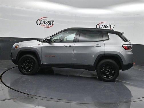 2024 Jeep Compass Trailhawk
