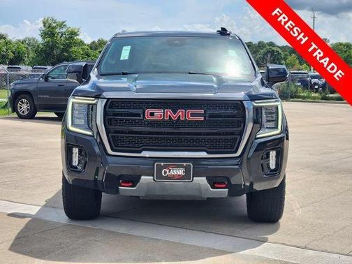 Onyx Black 2024 GMC Yukon AT4
