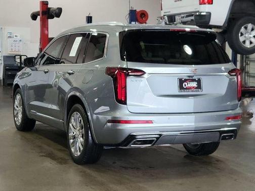 Silver Metallic 2024 Cadillac XT6 Premium Luxury FWD