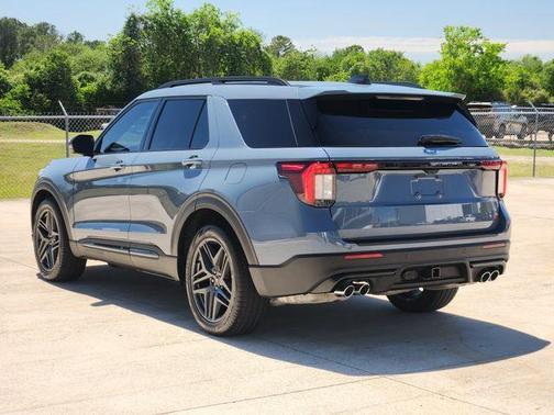 Vapor Blue 2025 Ford Explorer ST