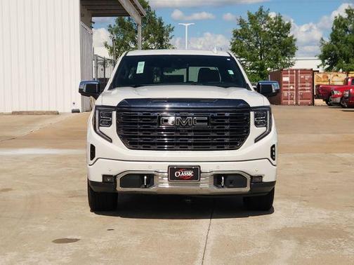 White Frost Tri-Coat 2023 GMC Sierra 1500 Denali Ultimate