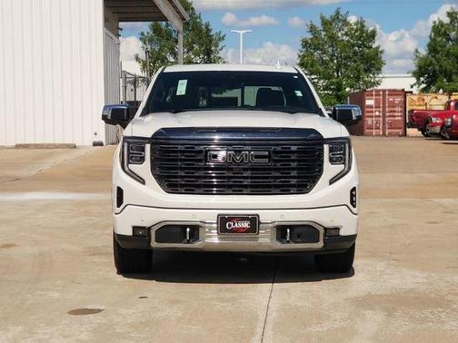 White Frost Tri-Coat 2023 GMC Sierra 1500 Denali Ultimate