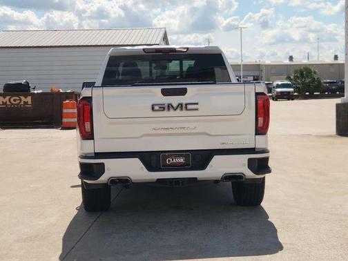 White Frost Tri-Coat 2023 GMC Sierra 1500 Denali Ultimate