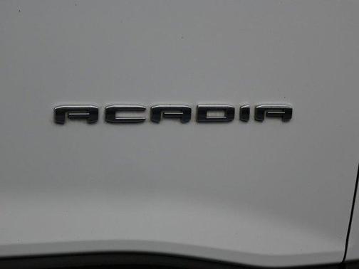 2022 GMC Acadia SLE