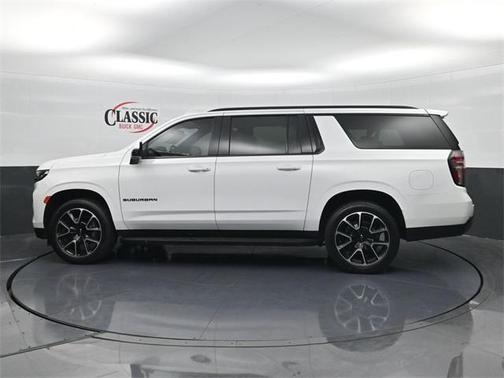 2021 Chevrolet Suburban RST