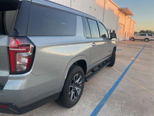 2023 Chevrolet Suburban Z71