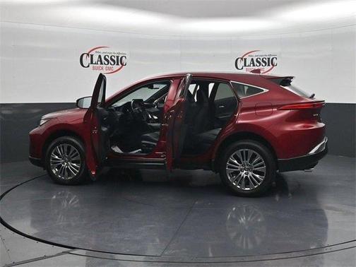 2023 Toyota Venza LE