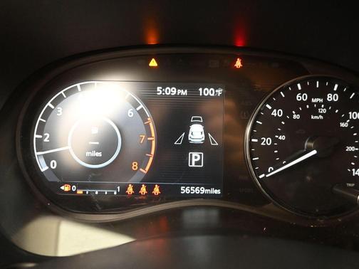 2022 Nissan Kicks SV