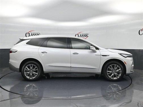 2023 Buick Enclave Premium