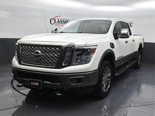 2019 Nissan Titan XD Platinum Reserve