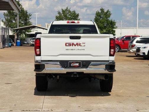 Summit White 2024 GMC Sierra 2500 Pro