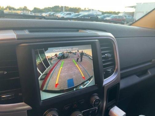 2016 RAM 1500 SLT