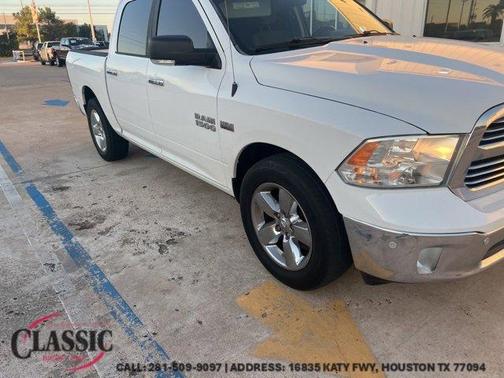 2016 RAM 1500 SLT
