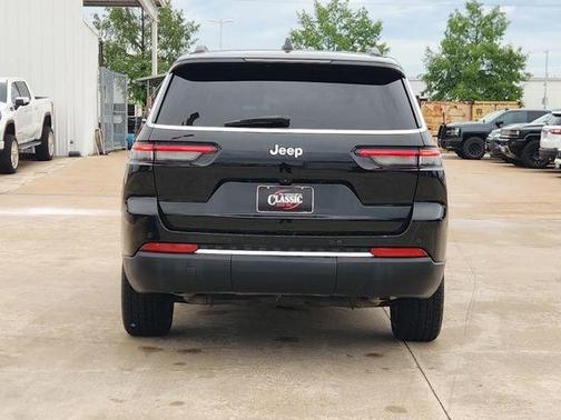 Diamond Black 2021 Jeep Grand Cherokee L Laredo