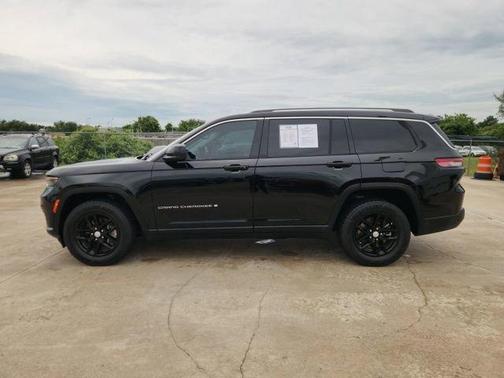 Diamond Black 2021 Jeep Grand Cherokee L Laredo