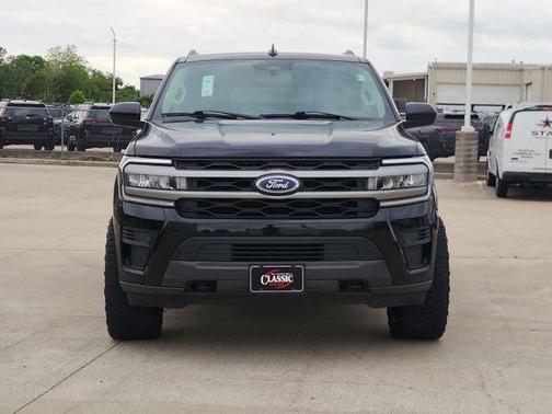 Black Metallic 2024 Ford Expedition XLT