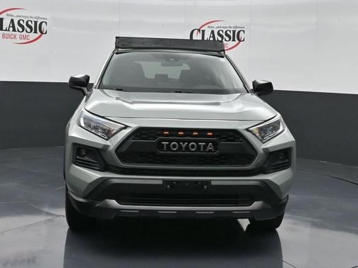 2020 Toyota RAV4 Adventure