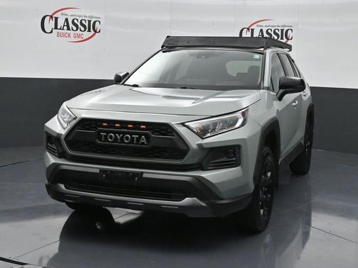 2020 Toyota RAV4 Adventure