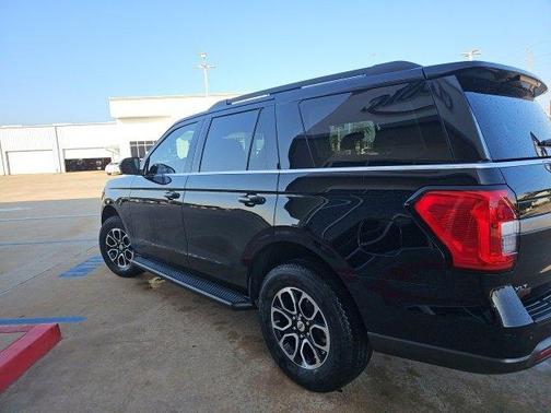 2023 Ford Expedition XLT