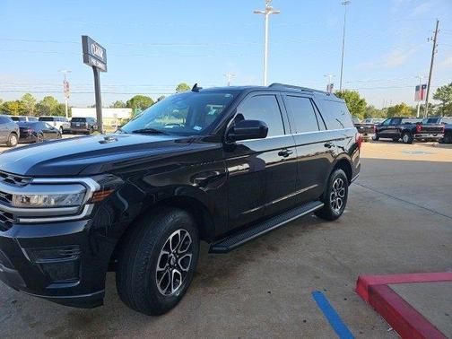 2023 Ford Expedition XLT