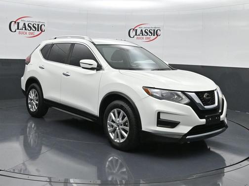 2020 Nissan Rogue SV