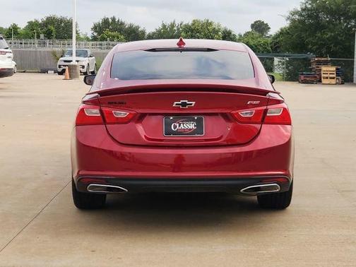 Cherry Red Tintcoat 2022 Chevrolet Malibu RS