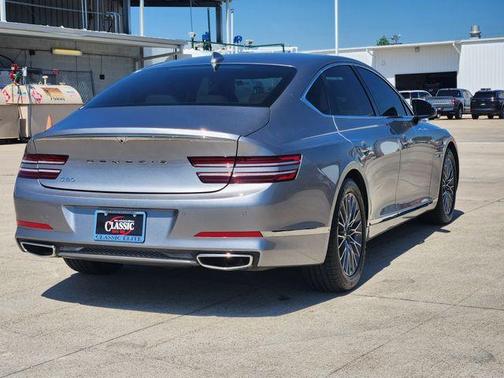 Savile Silver 2022 Genesis G80 2.5T