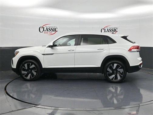 2025 Volkswagen Atlas Cross Sport 2.0T SE w/Technology