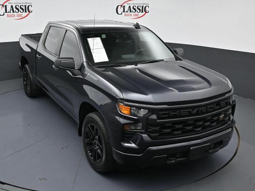 2022 Chevrolet Silverado 1500 Custom