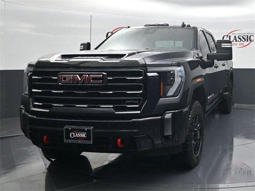 2024 GMC Sierra 2500 AT4