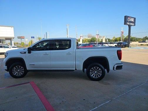 2022 GMC Sierra 1500 AT4