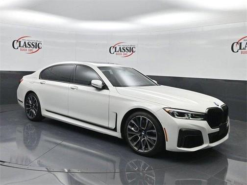 2022 BMW 750 i xDrive