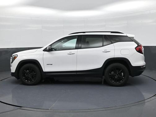 2022 GMC Terrain AT4