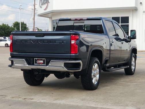 Shadow Gray Metallic 2020 Chevrolet Silverado 2500 LTZ