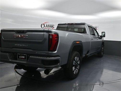 2025 GMC Sierra 3500 Denali