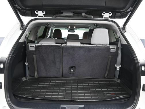 2023 Toyota Highlander Hybrid LE