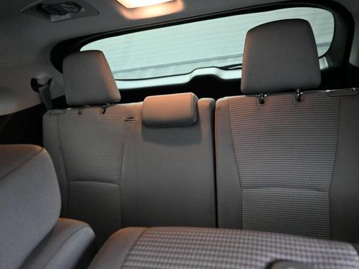 2023 Toyota Highlander Hybrid LE