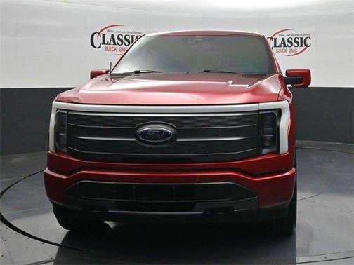 2022 Ford F-150 Lightning LARIAT